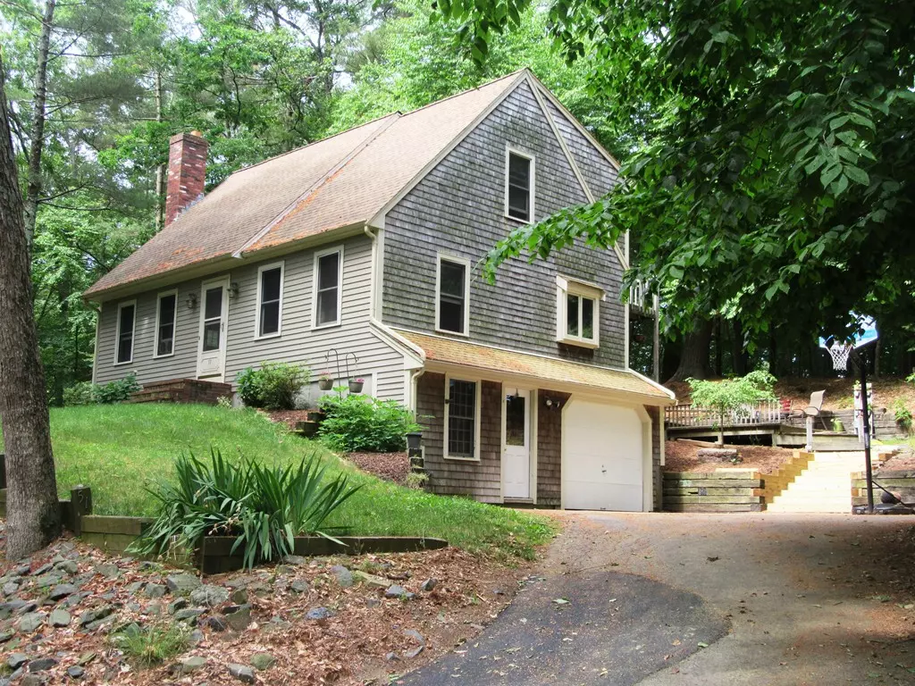 Pembroke, MA 02359,51 Ridge Ave