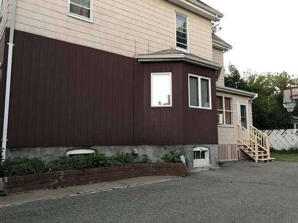 Everett, MA 02149,147 Belmont St