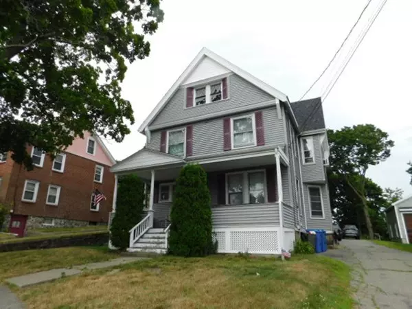 48 Crescent St, Wakefield, MA 01880