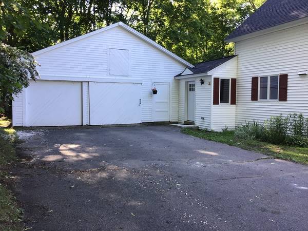 Athol, MA 01331,63 Simonds St