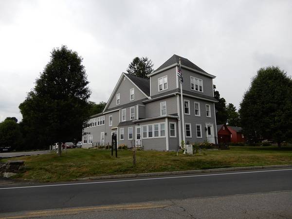 West Brookfield, MA 01585,85 East Main Street