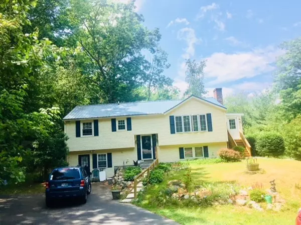 207 High Range Rd, Londonderry, NH 03053