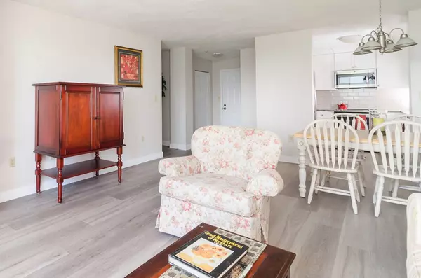 Weymouth, MA 02191,64 Broad Reach #410