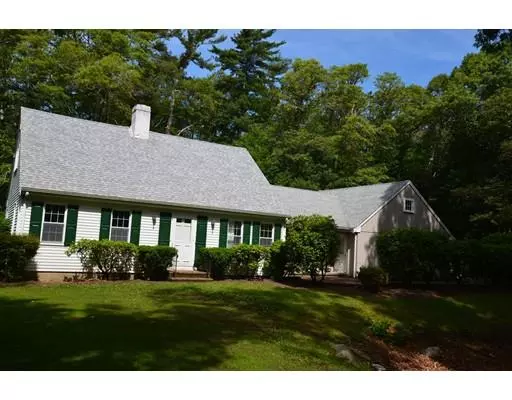 6 Kettle Hole Road, Falmouth, MA 02540