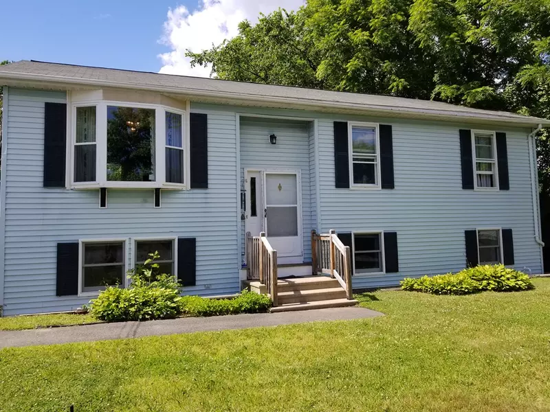 68 Cogswell St, Haverhill, MA 01832