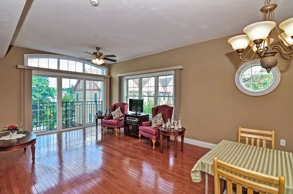 Mansfield, MA 02048,163 Rumford Ave #304