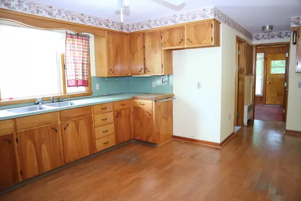 West Boylston, MA 01583,341 Prospect St