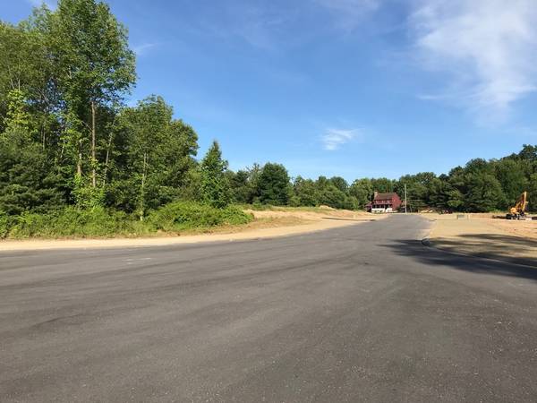 Lot 3 Kathy Trail, Uxbridge, MA 01569