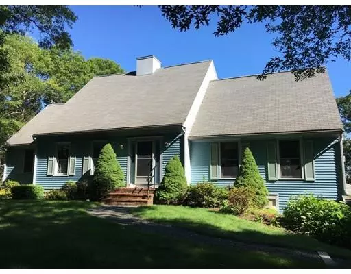 28 Pierre Vernier Dr, Sandwich, MA 02563