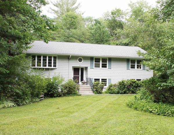 1 Daniels Drive, Bedford, MA 01730