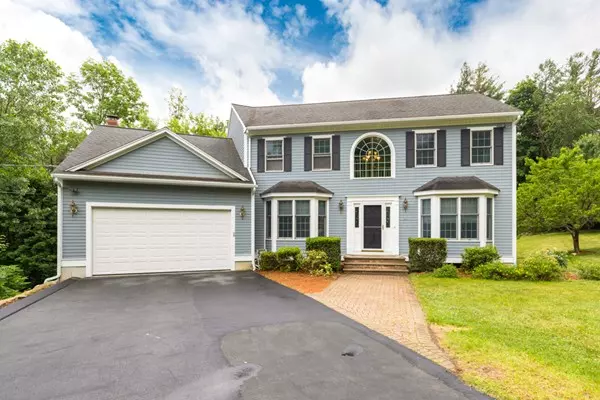 20 Grand View Avenue, Wakefield, MA 01880