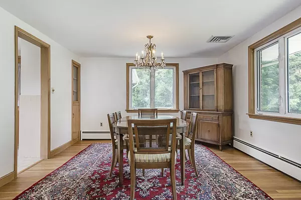 Lexington, MA 02421,5 Old Shade St