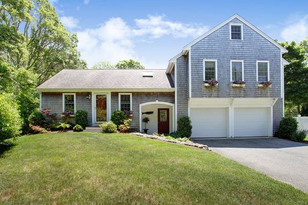 Bourne, MA 02532,7 Back River Rd #B