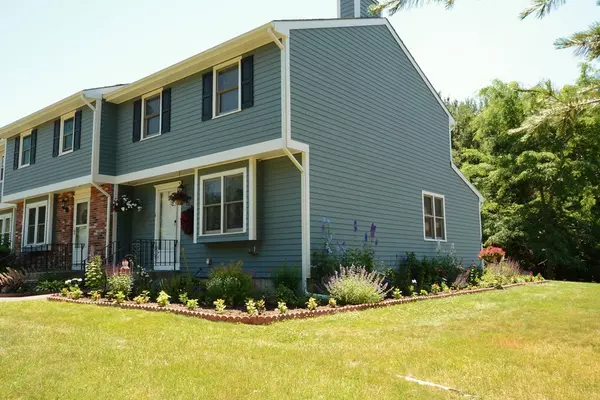 Norton, MA 02766,4 Robin Circle #6