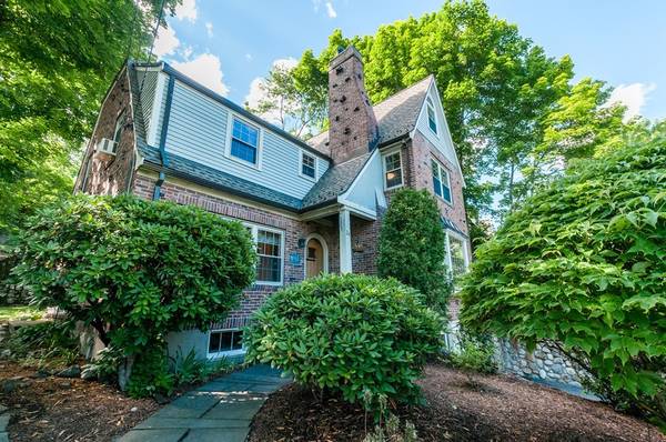 24 Leicester Rd., Belmont, MA 02478