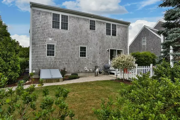 Yarmouth, MA 02673,121 Camp St #83