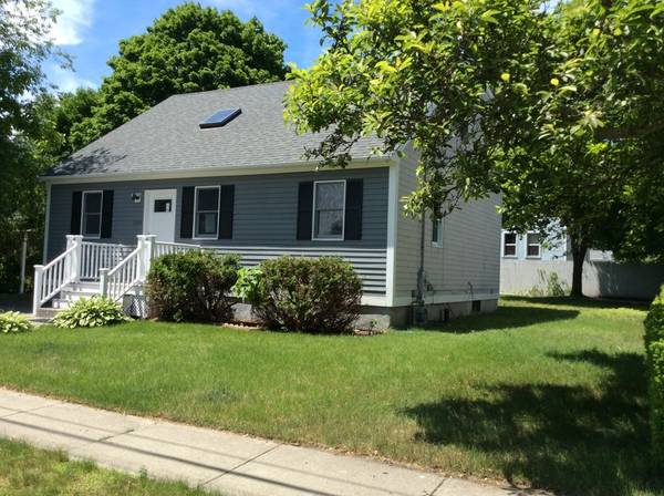 1103 Chaffee St, New Bedford, MA 02745