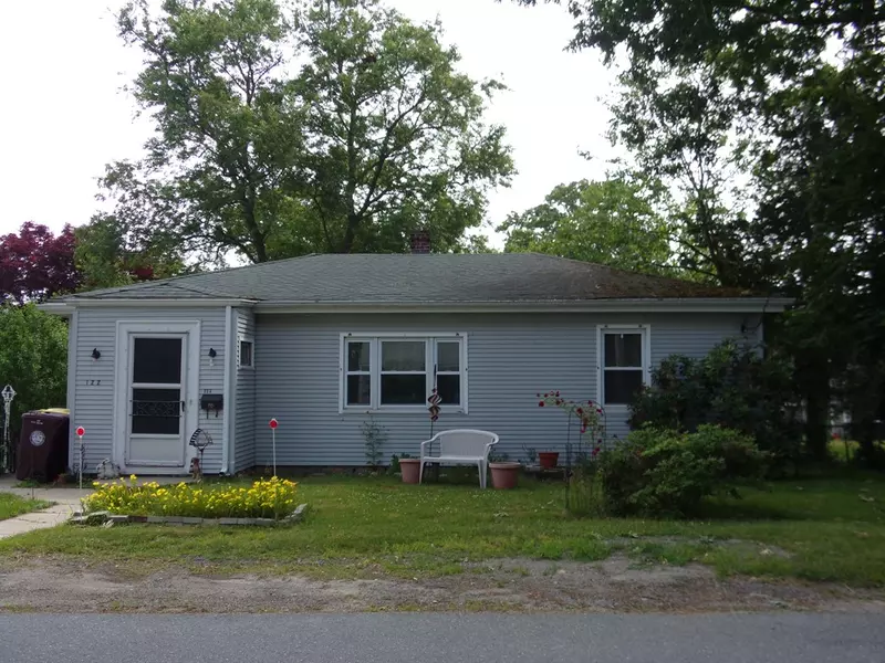 122 John St., Acushnet, MA 02743