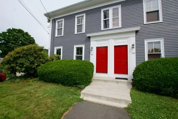 390A Main St #A, West Newbury, MA 01985