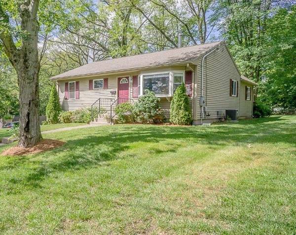 19 Woodland Rd, Northborough, MA 01532