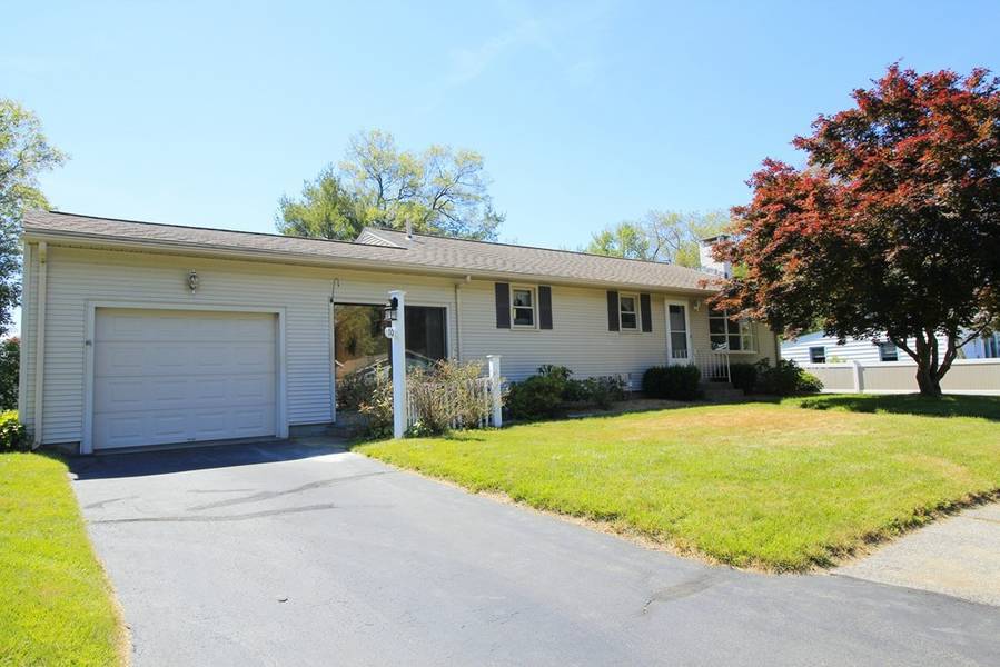 10 Kinglet Dr, Shrewsbury, MA 01545