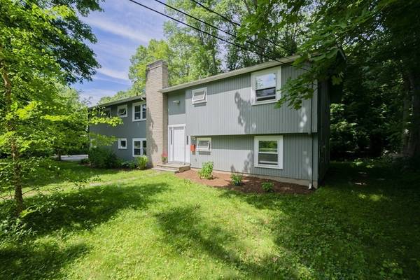 75 Reed St, Lexington, MA 02421