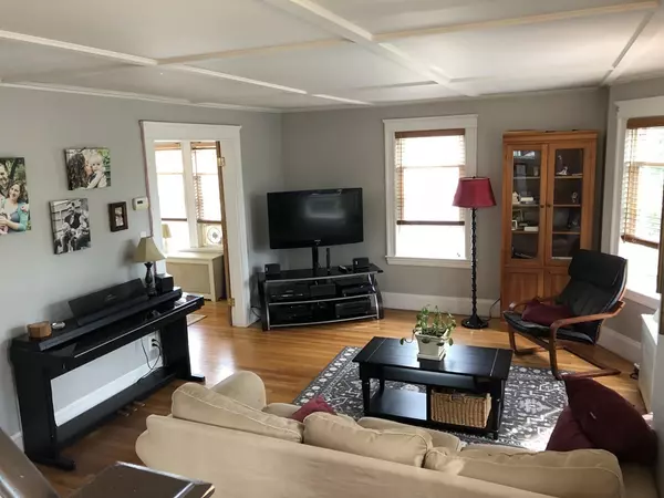 Lynn, MA 01902,61 Gertrude St