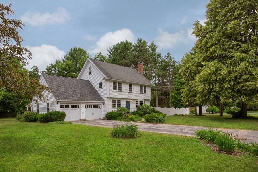 29 Paul Revere Road, Concord, MA 01742