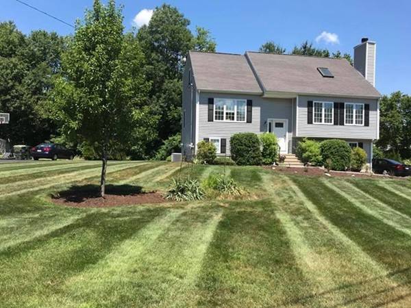 19 Grenier Ave, Webster, MA 01570