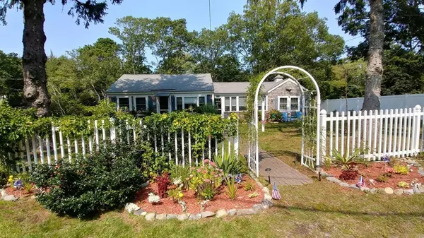 Yarmouth, MA 02664,28 Hope Rd