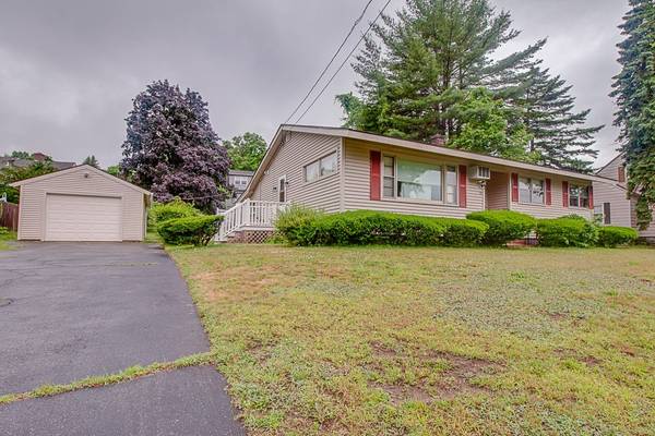 14 West Ayer St, Methuen, MA 01844