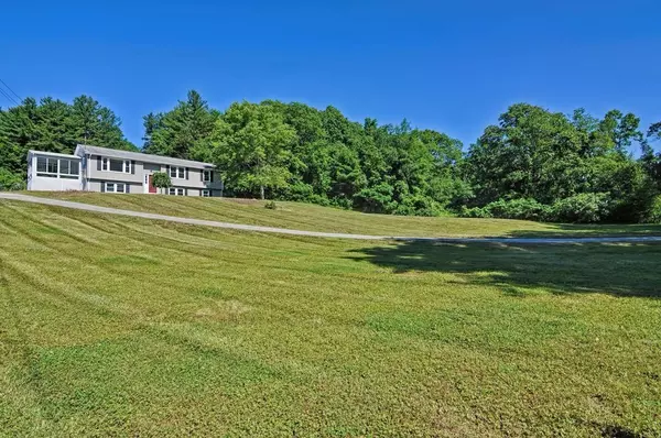 Sutton, MA 01590,138 Leland Hill Rd