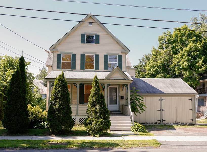 18 Maple Street, Greenfield, MA 01301