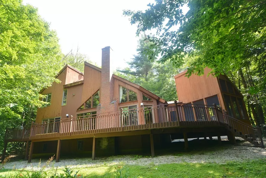 531 Moberg Road, Becket, MA 01223