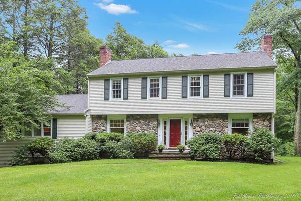 17 Janes Road, Boxford, MA 01921