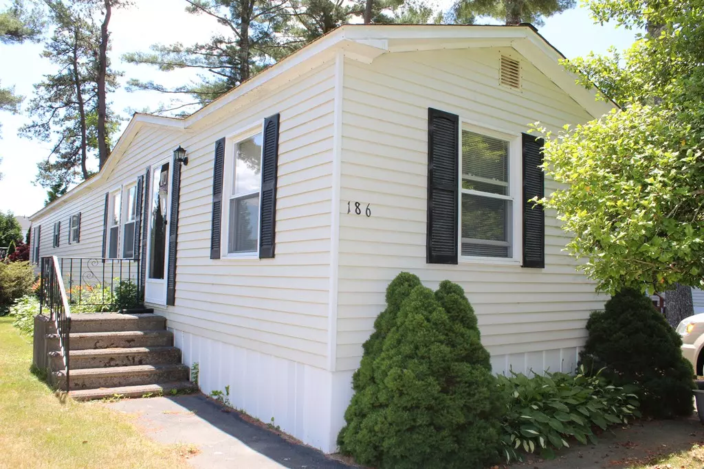 Wareham, MA 02576,186 Pineview Terrace