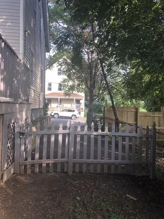 Haverhill, MA 01830,25 6th Avenue #1