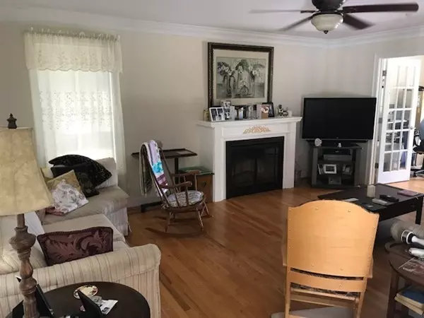 Haverhill, MA 01830,492 North Ave