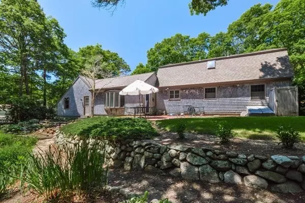 Falmouth, MA 02536,45 Pine Ridge Rd