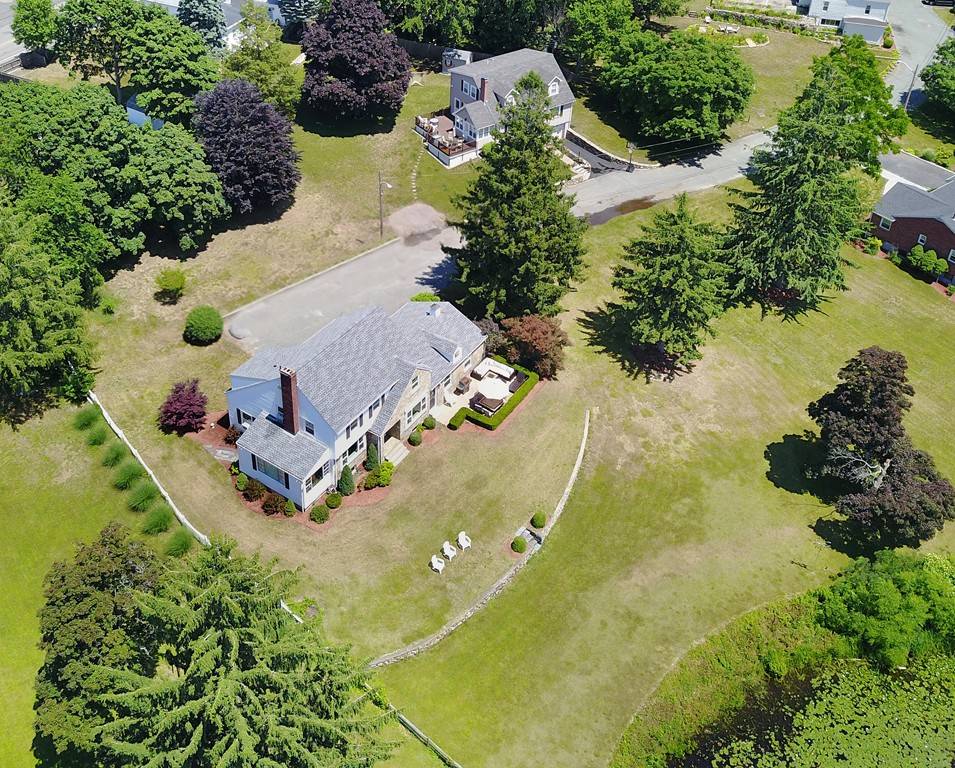 28 Willow Lane, Weymouth, MA 02189