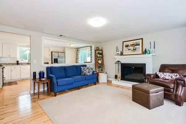 Rehoboth, MA 02769,77 New St
