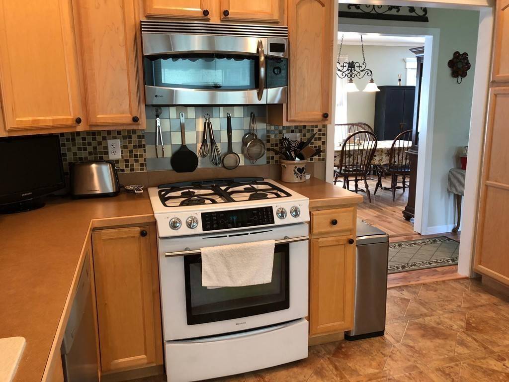 Agawam, MA 01001,22 Butternut Drive