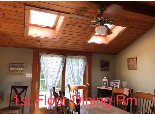 Fairhaven, MA 02719,124 Chestnut St