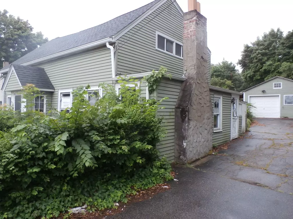 Randolph, MA 02368,822 N. Main St