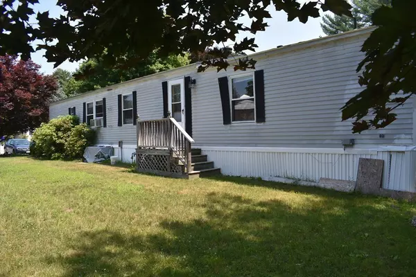 Taunton, MA 02780,49 Hemlock Road