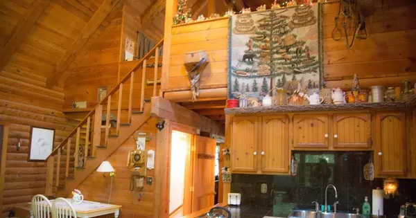 Middleboro, MA 02346,247 Miller St