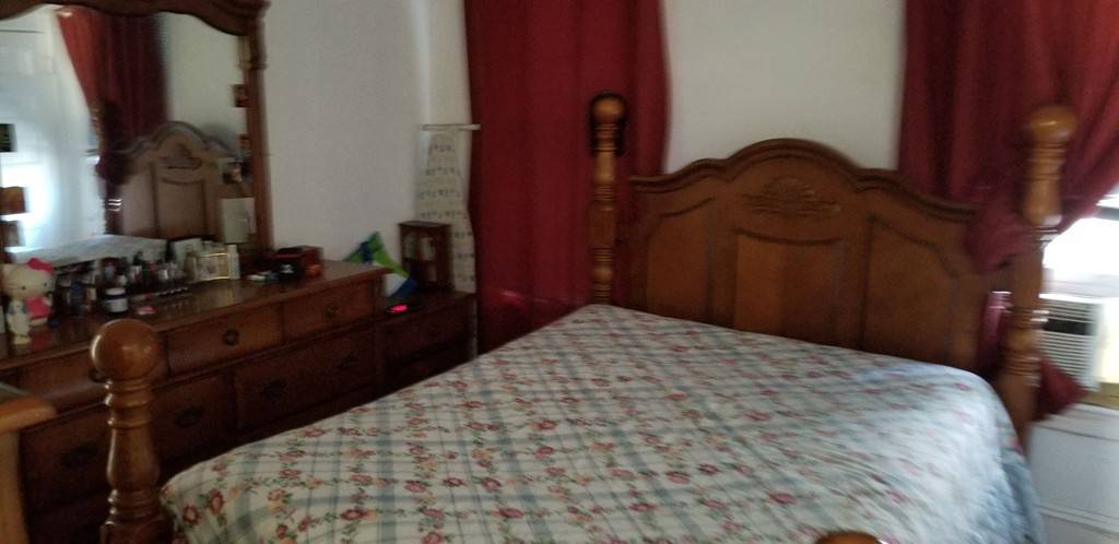 Springfield, MA 01104,21 Ledyard St