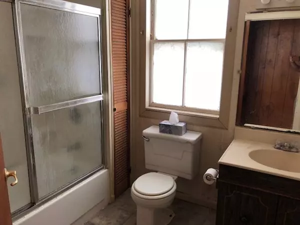 Haverhill, MA 01830,12 Crosby Street