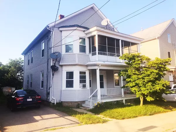 634 Prospect St, Fall River, MA 02720