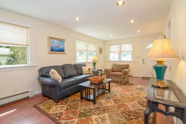 Plymouth, MA 02360,27 Theatre Colony Way